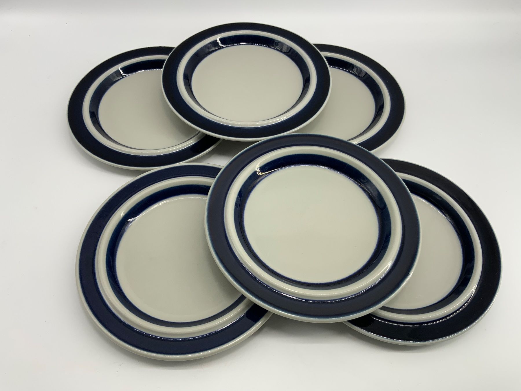 Rörstrand Piatti: 6 Rörstrand Anemonen Teller 20 cm – Usato da Erlach venduto da silvia3235
