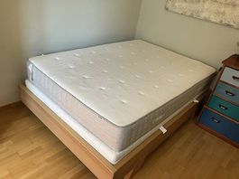 Boxspring Matraze 140x200cm (IKEA) zum Vergeben