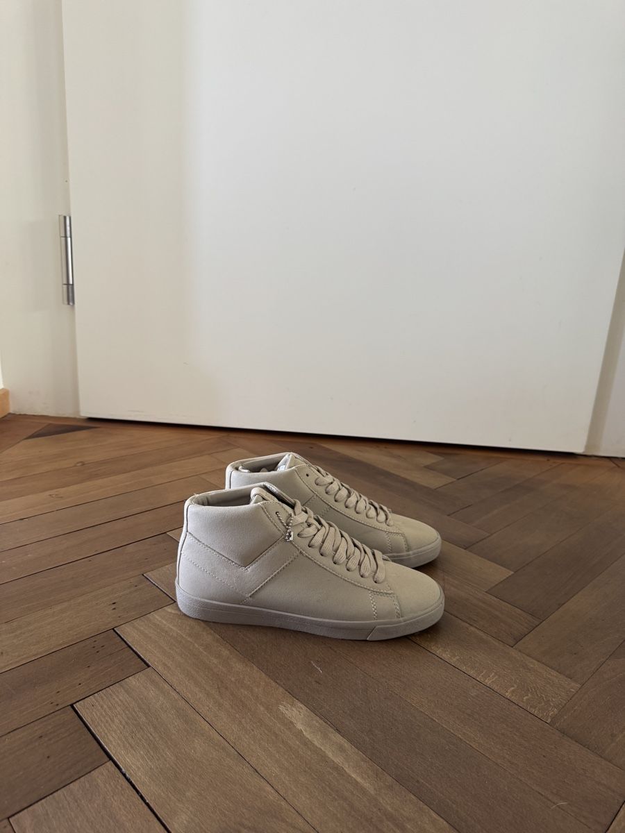 Pony Scarpe da uomo: Pony Beige Shoe – Nuovo (secondo la descrizione) da Zurich venduto da ric_7zk9