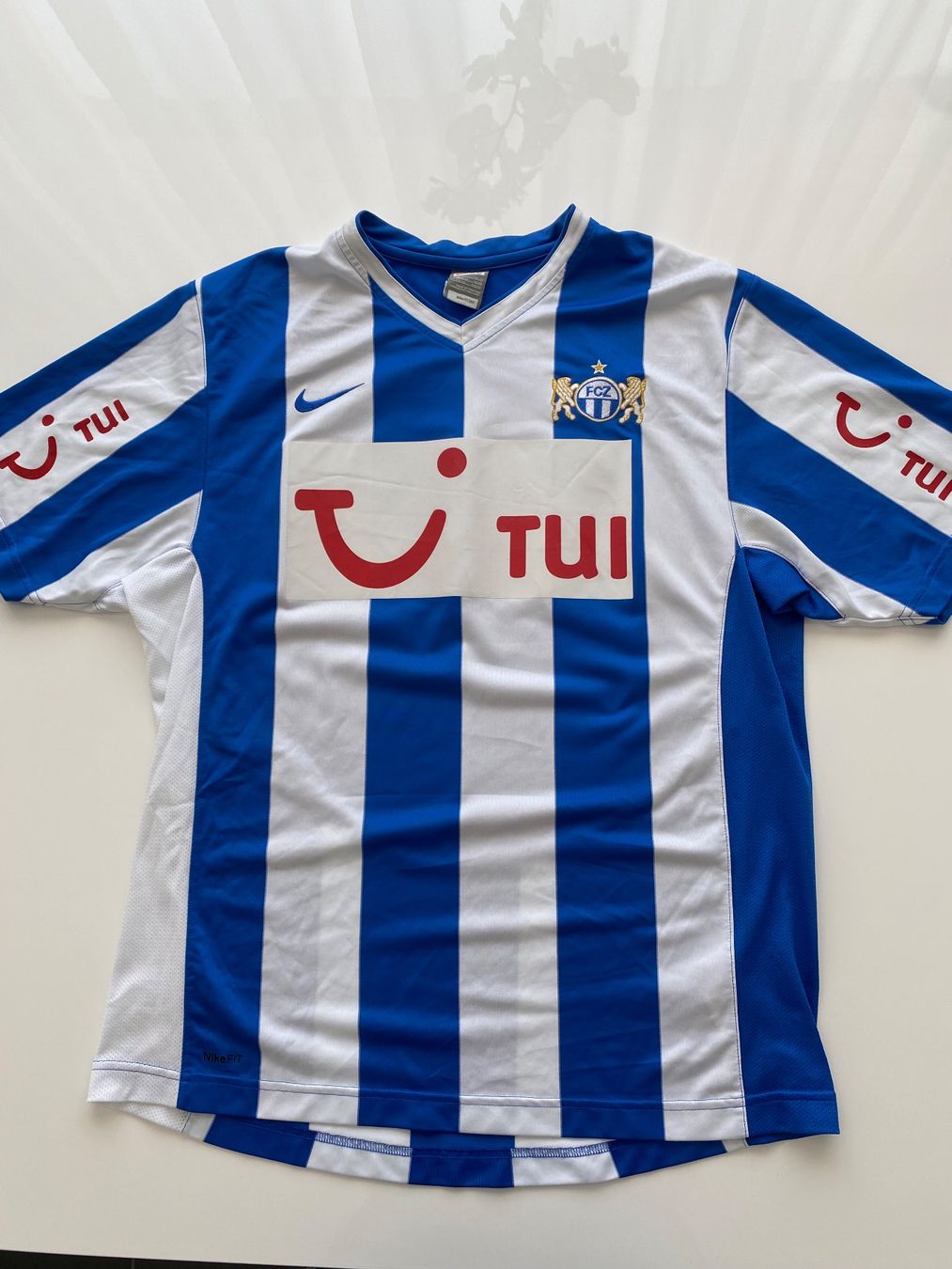 Canottiere & Pantaloni: FC Zürich Trikot Saison 2008/2009 – Usato da Volketswil venduto da alk_6rmq