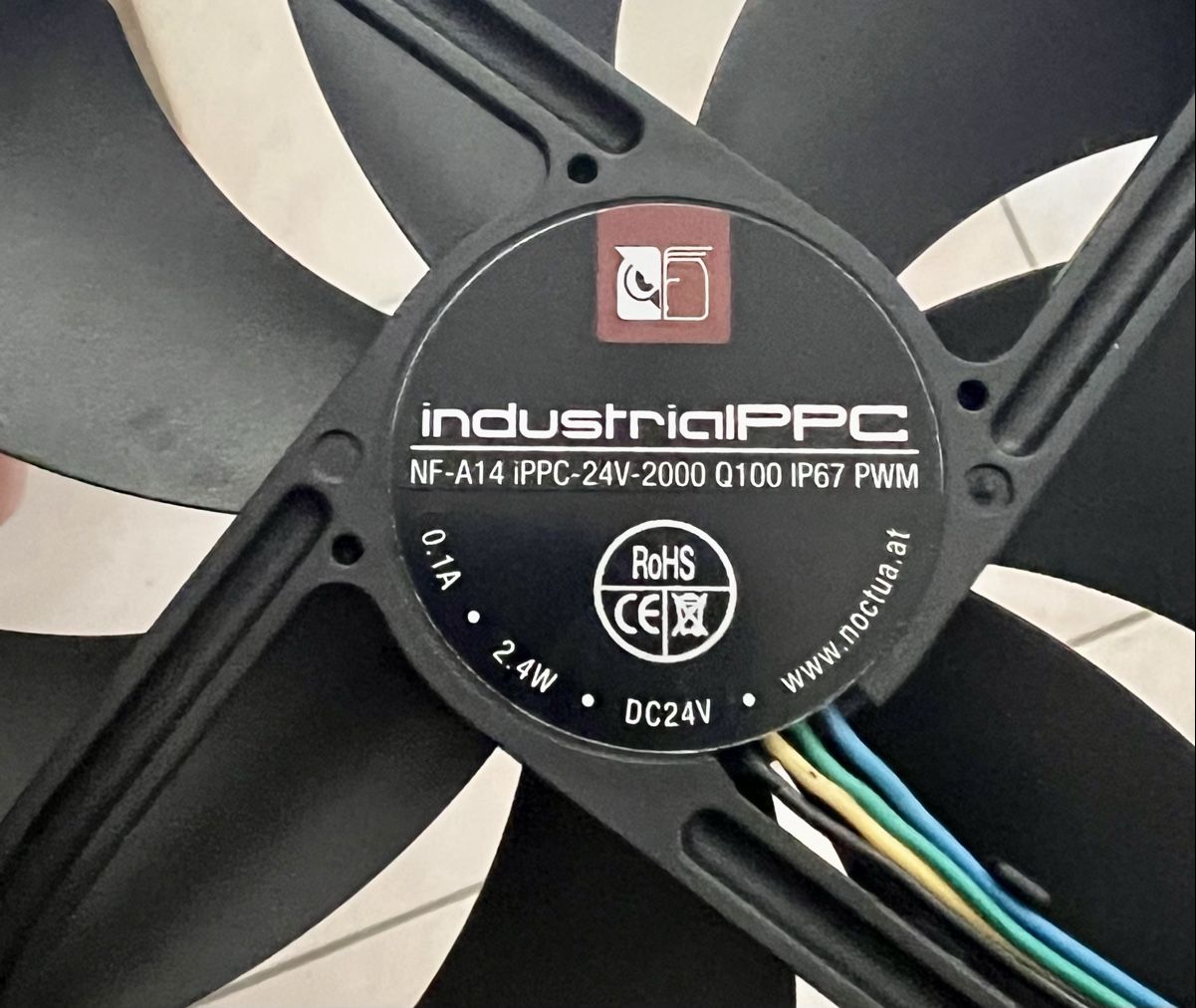 PC: 4 Stück Noctua NF-A14 IPPC-24V-2000 PC Ventilator – Usato da Hunzenschwil venduto da Madachica 3