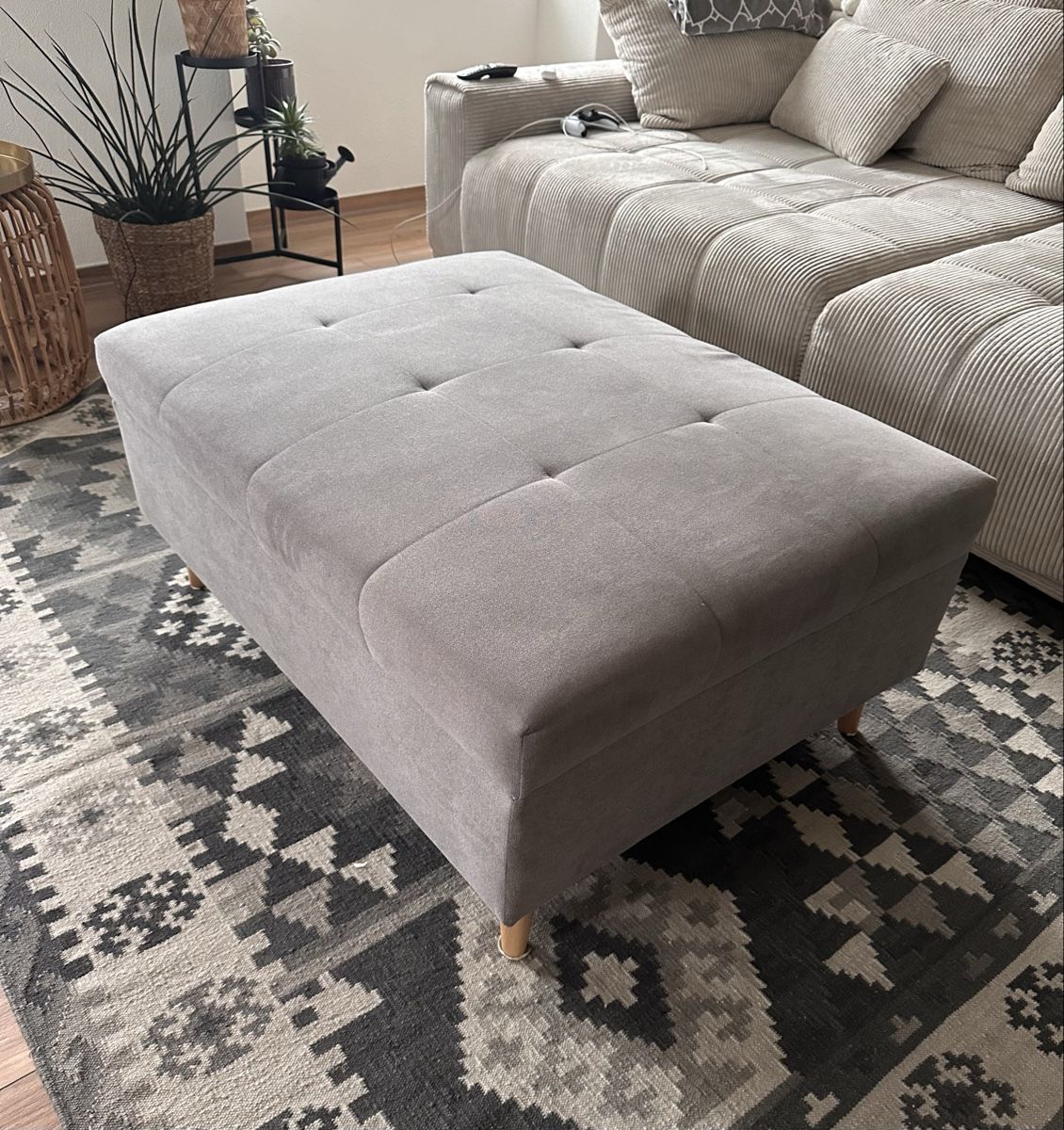 Tabourets: Hocker grau – D'occasion à Schwerzenbach par nev_8cqw 2