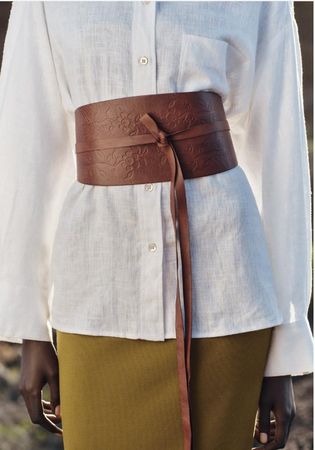 ZARA Gürtel Ledergürtel Taillengürtel Boho Blumenmuster NEU