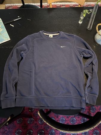 Nike Sweatshirt dunkelblau Grösse L gebrauchter Zustand