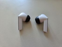 Galaxy Buds 3 FE without charging case