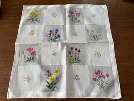 Stofftaschentuch weiss mit Blumenmuster guter Zustand