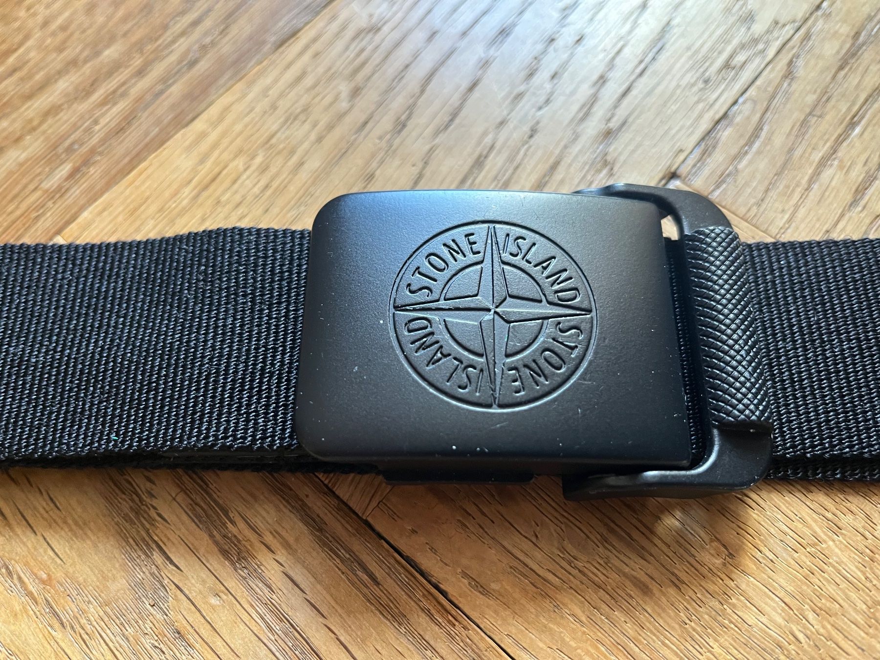 Cinture: STONE ISLAND ceinture – Usato da LAUSANNE venduto da PUMPERNICKEL3 2