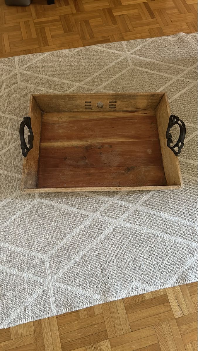 Piatti di portata: Holz Tablett mit Griffen – Usato da Siebnen venduto da schnell05