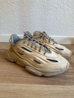Baskets beige clair Adidas Ozweego, p.39 1/3