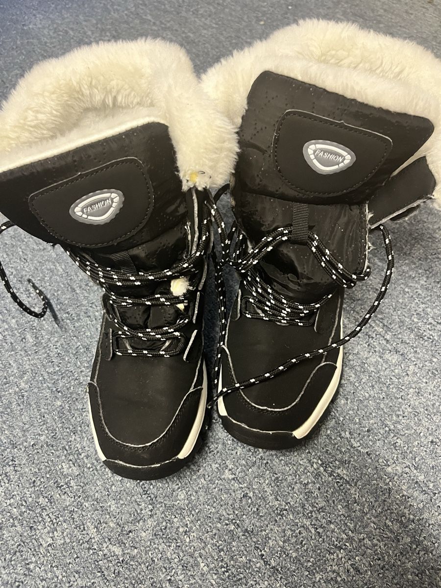 Scarpe per cavalli: Winter boots :36 – Usato da Zürich venduto da Proton_Slit