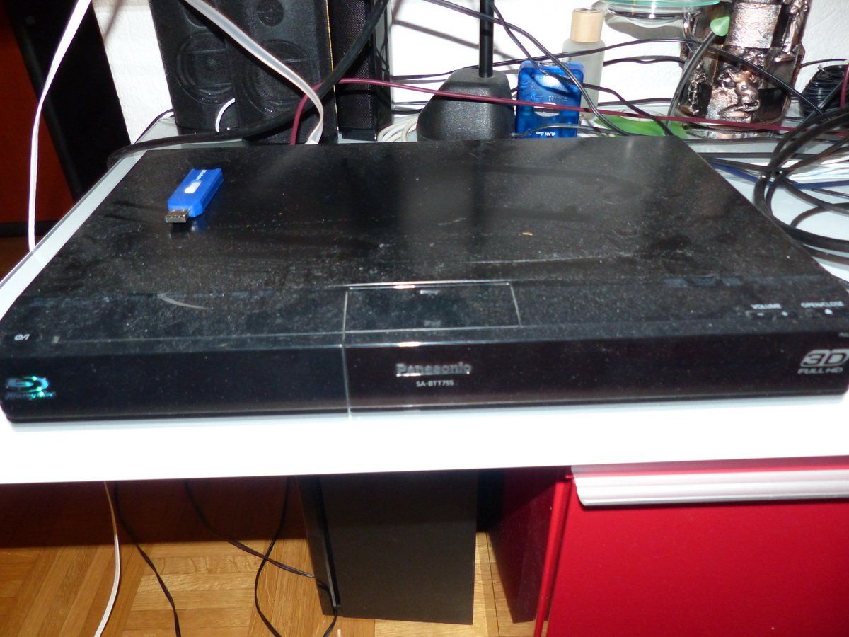 Panasonic DVD Player: Panasonic Soundsystem SA-BTT755 mit Blu-Ray – Gebraucht aus Meilen von