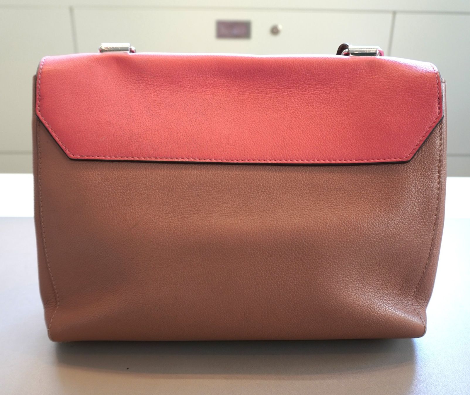 Louis Vuitton Borse da donna: Louis Vuitton Twist Lockme – Usato da Genève venduto da Harold-W 1