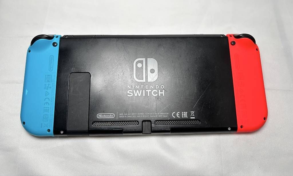 Nintendo Console: Nintendo Switch Console - Perfettamente funzionante – Usato da Gordola venduto da kar_gy5g 5