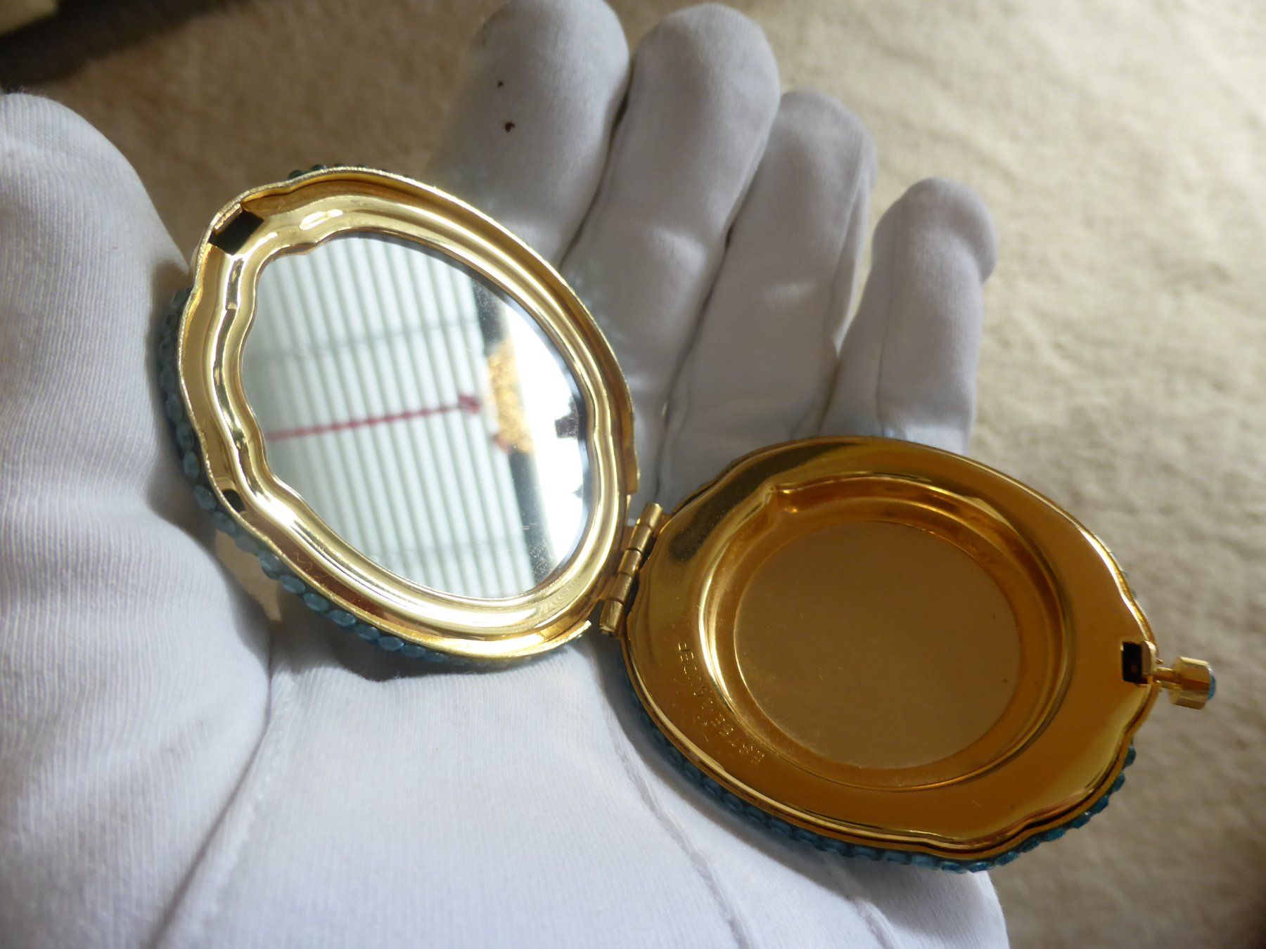 Estée Lauder Make-up: RAR - PUDERDOSE ESTEE LAUDER GRASSHOPPER - FABRIKNEU – Neu und originalverpackt aus Reinach AG von pussi100 5