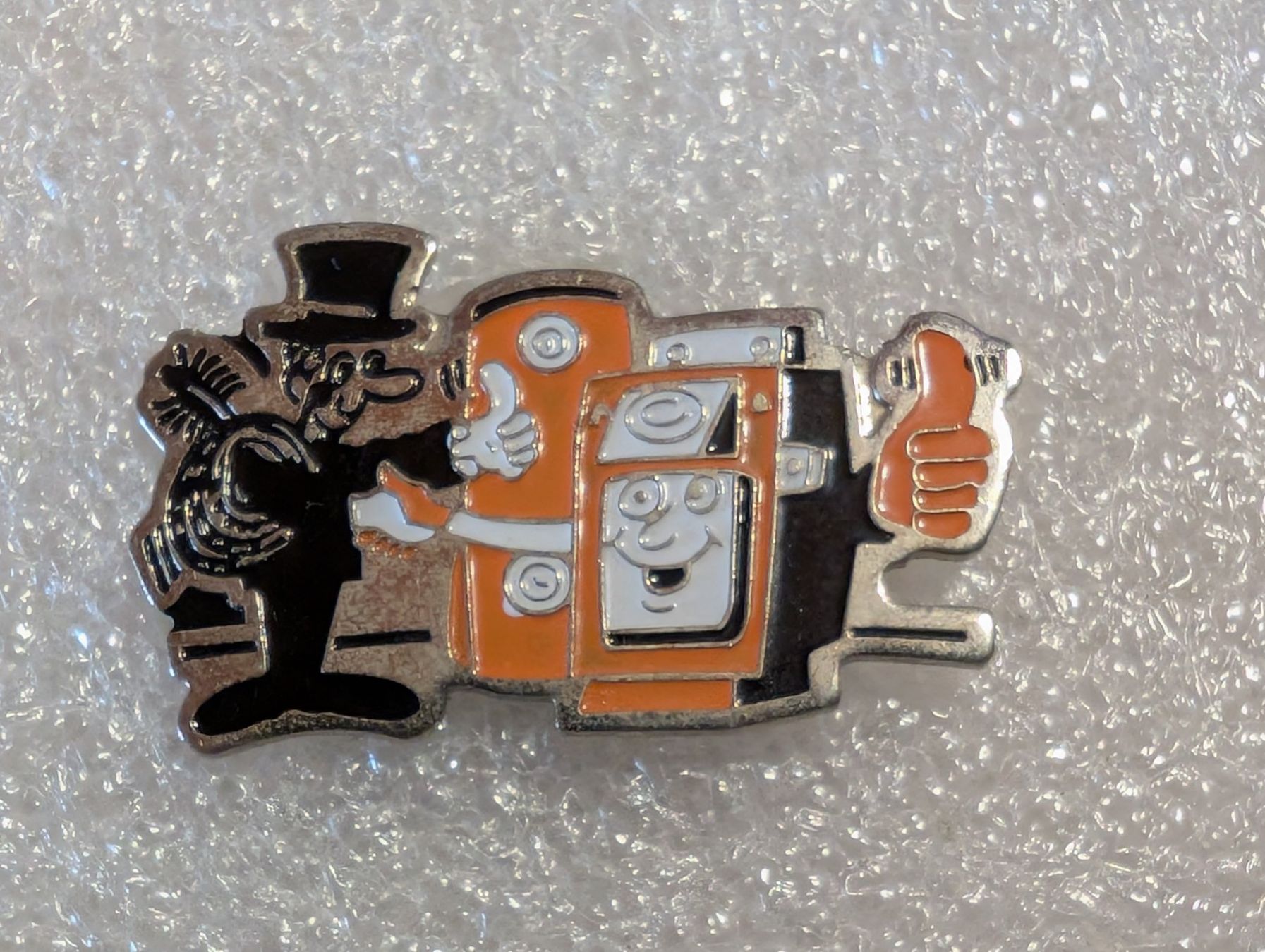 Plaketten & Abzeichen: Ansteckpin 266: Kaminfeger – Gebraucht aus Oppligen von Pin-Fall-Shop
