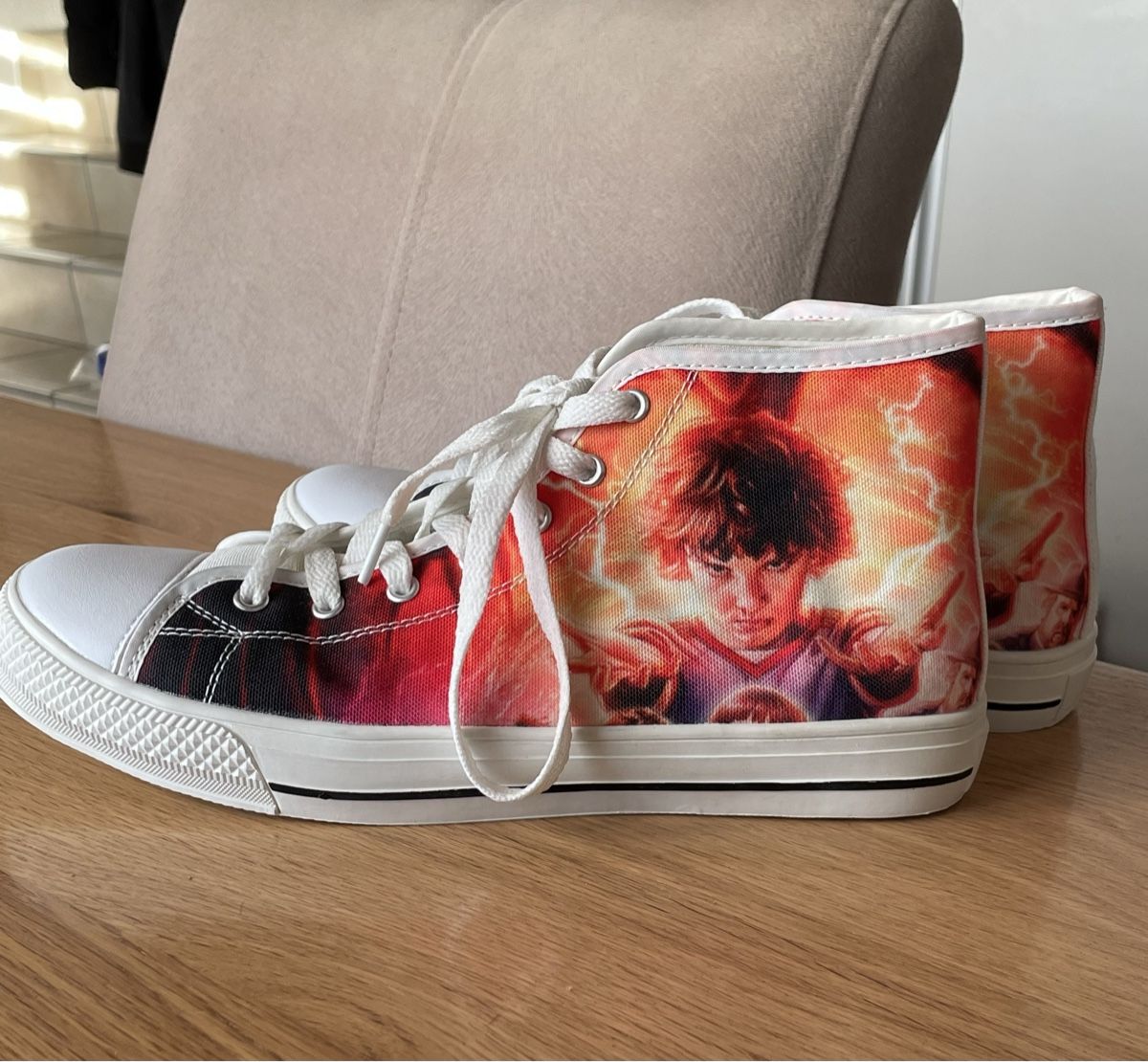 Scarpe da uomo: Handgezeichnete Stranger Things Schuhe (Neu) – Nuovo (secondo la descrizione) da Adetswil venduto da Mschnuffi 1