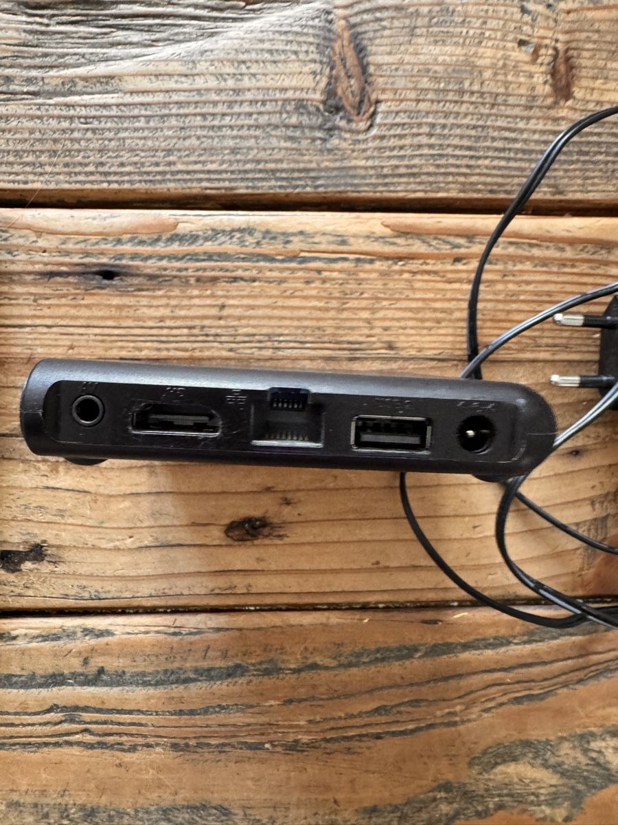 Sistemi audio & multimediali: Vavoo TV Box – Usato da Basel venduto da Larkin01 2