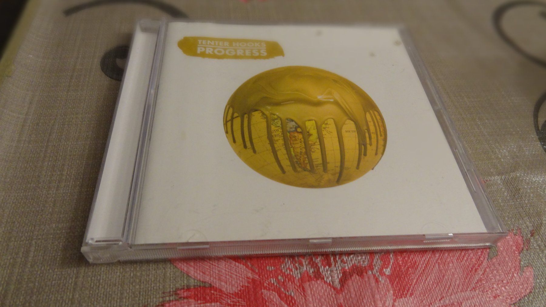 CDs: Tenter Hooks - Progress CD – Gebraucht aus Olten von Disc-Ausverkauf