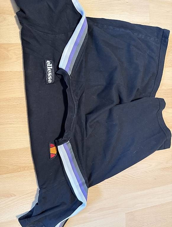 T-shirts: Ellesse T Shirt – D'occasion à Alchenflüh par selina077 1