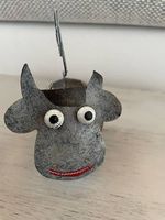 Vache en métal