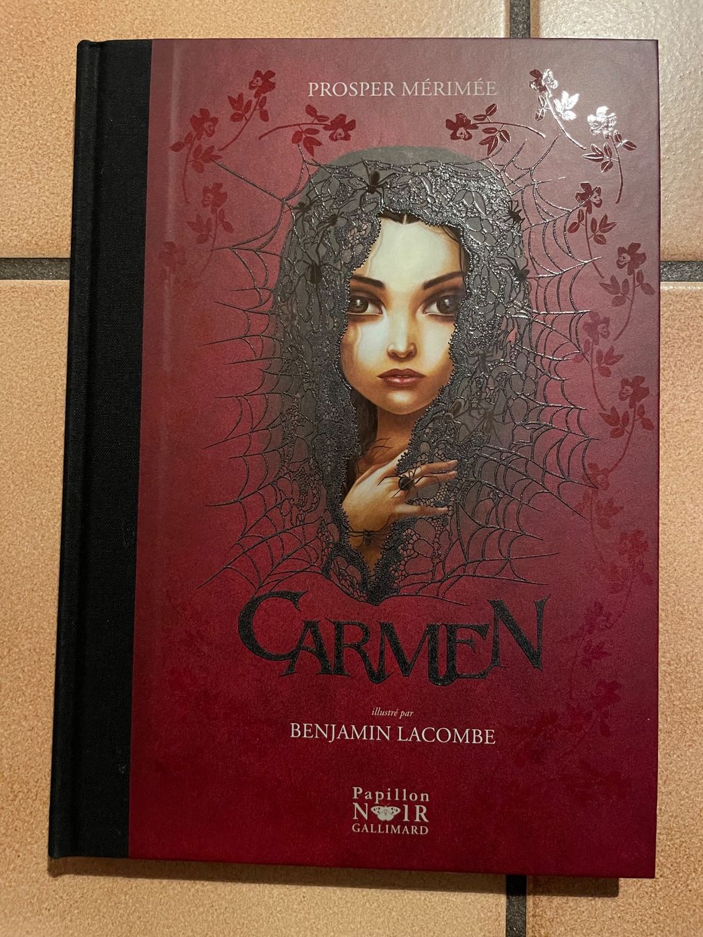 Libri: Carmen de Prosper Mérimée illustré par Lacombe – Nuovo (secondo la descrizione) da Oron-la-Ville venduto da W.XIX