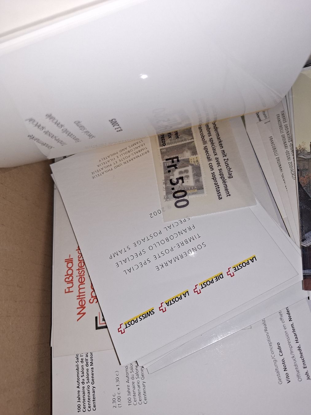 Tutti i francobolli: Kiste ca 8KG Briefmaterial  – Usato da Balgach venduto da SIMEON27 5