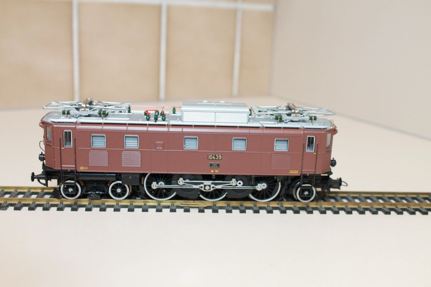 Roco Modellini di ferrovie: Roco Ae3/6 II – Usato da Birmensdorf ZH venduto da Buhwil18 1