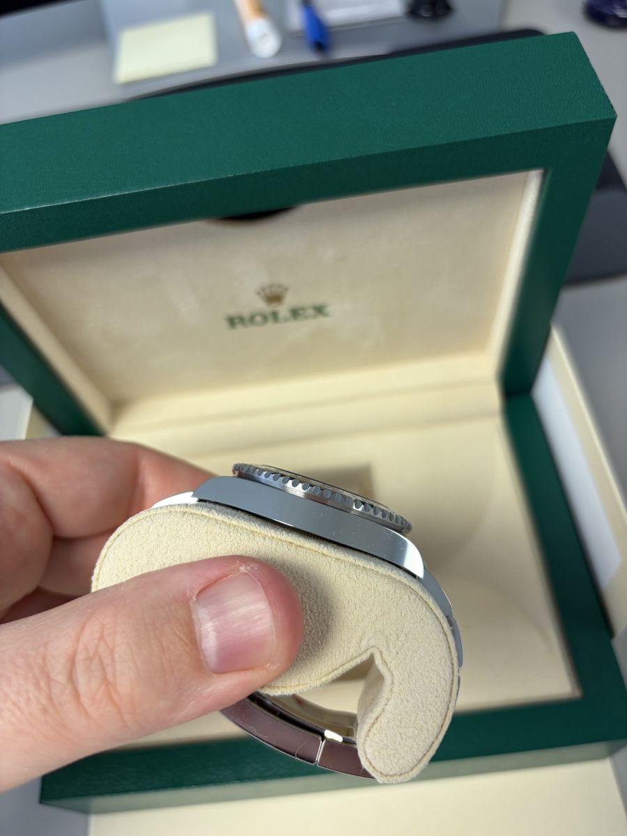 Rolex Uhren: Rolex Batman GMT Master II Ref: 126710BLNR – Neu (gemäss Beschreibung) aus Thalwil von Insider11 4