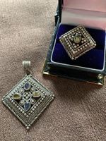 Set aus Anhänger und Ring Silber