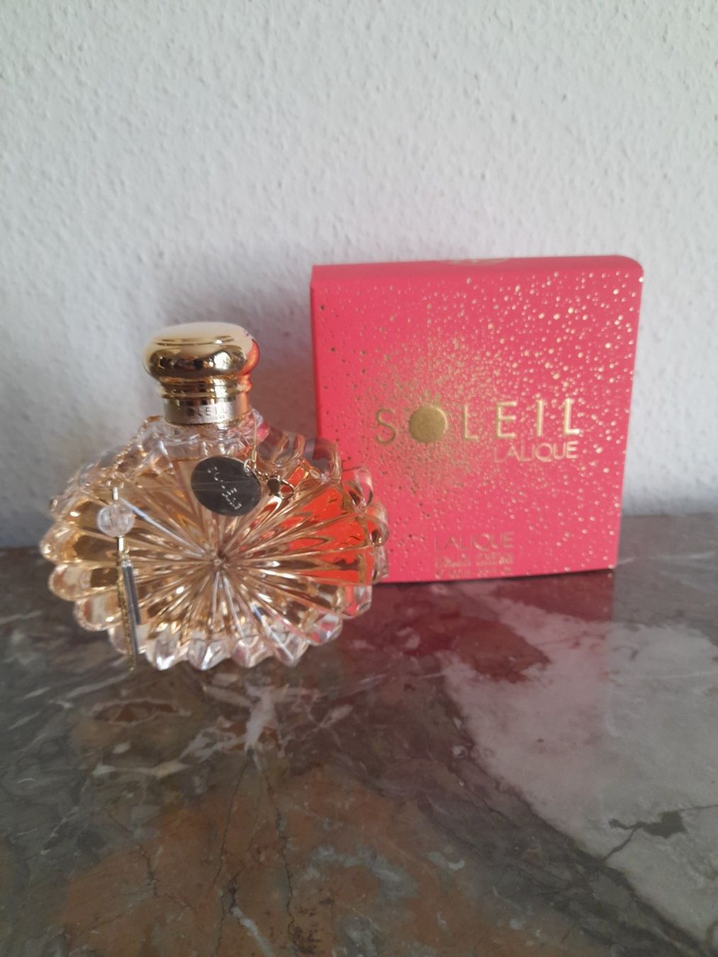 Lalique Profumi & Eau de Toilette: SOLEIL LALIQUE EAU DE PARFUM – Nuovo e nell'imballaggio originale da Lenzburg venduto da mayfair02