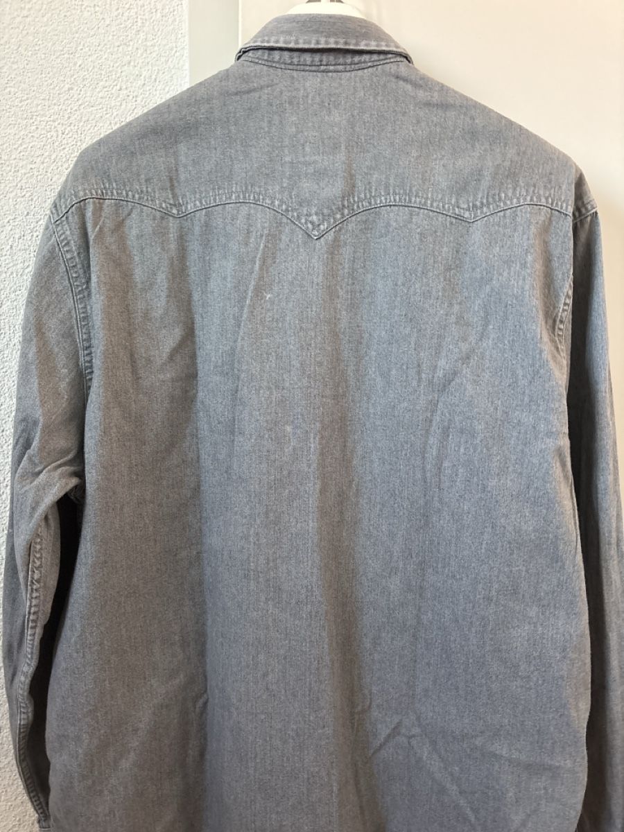 Levi's Camicie: Chemise Lévis grise taille large vintage – Usato da Düdingen venduto da Yellow 3