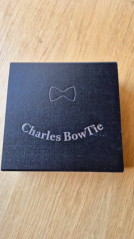 Uhren: Montre Charles BowTie avec 2 bracelets interchangeables – Gebraucht aus La Chaux-de-Fonds von danydeneuch 1