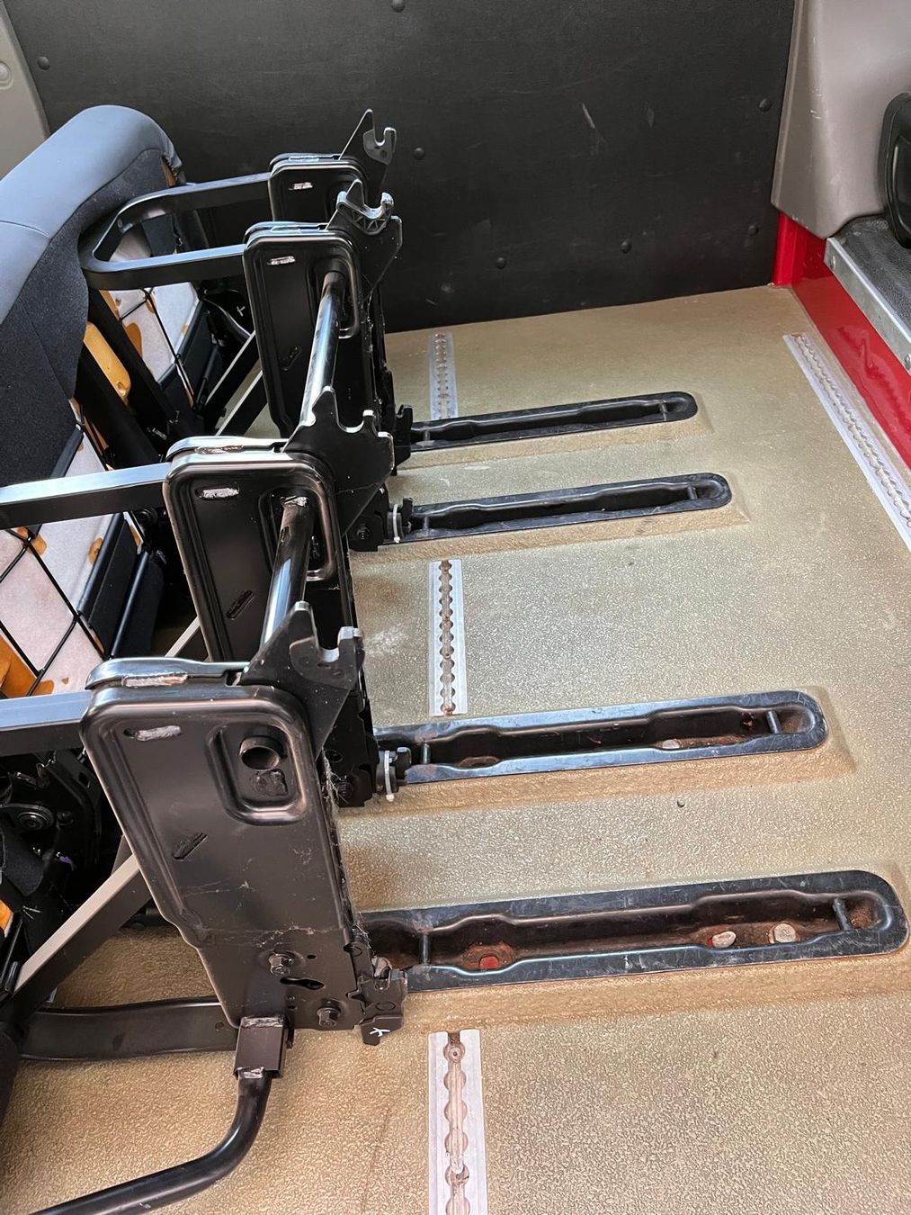 Renault Tutti pezzi di ricambio auto: Sitzbank für Renault Master – Usato da Zollikon venduto da Rayon0 2