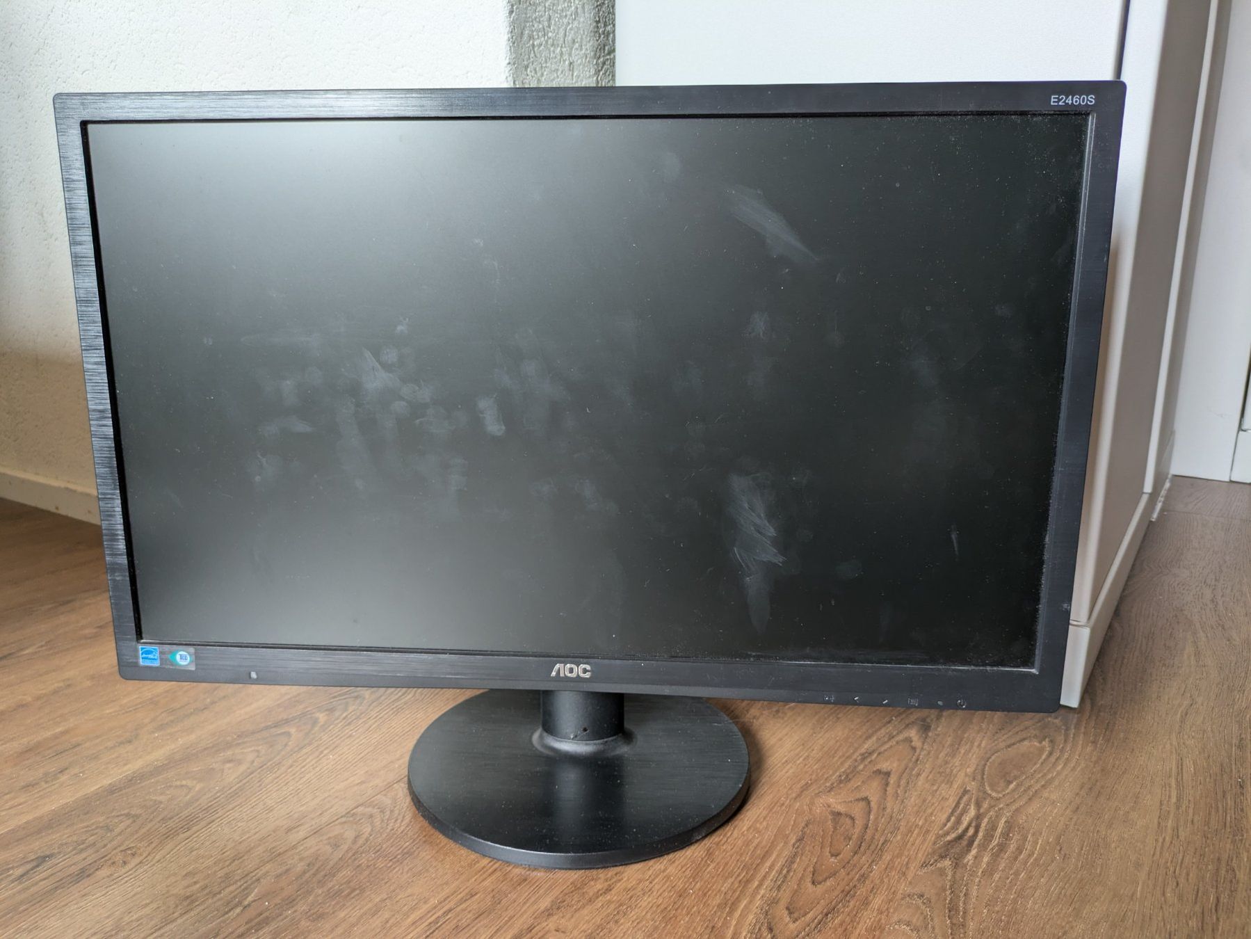 AOC Monitor: 24" Monitor AOC E2460S – Usato da Uerikon venduto da Kri0