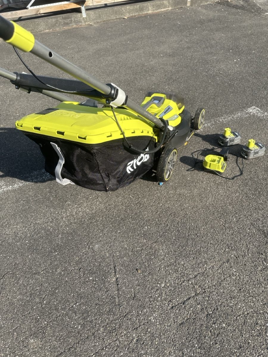 Tagliaerba: Ryobi Brushless 40cm Akku Rasenmäher – Usato da Weinfelden venduto da Fox770 1