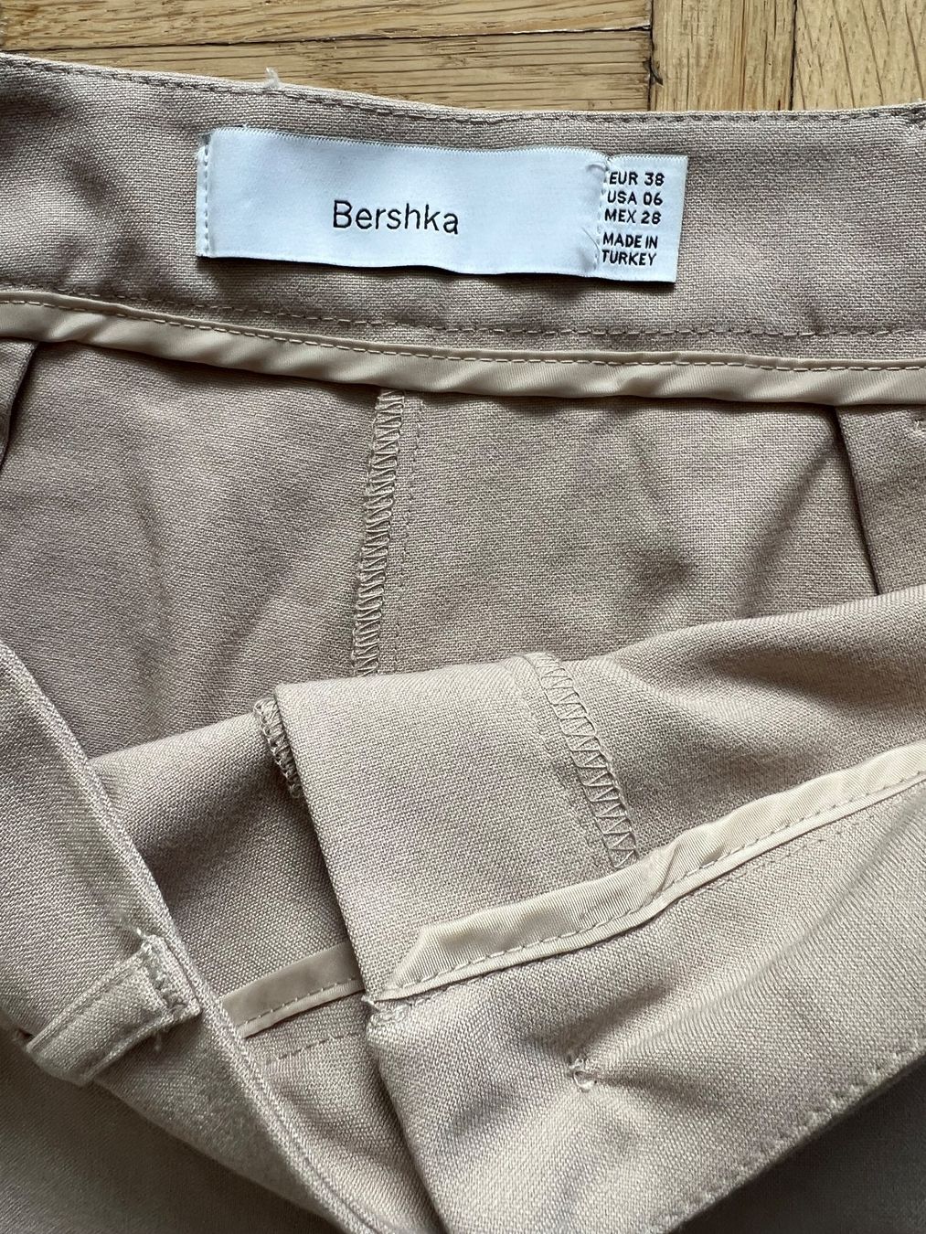 Bershka Pantaloni: Bershka Schlaghose / Hose - Grösse 38 – Nuovo (secondo la descrizione) da Effretikon venduto da YaMn 3