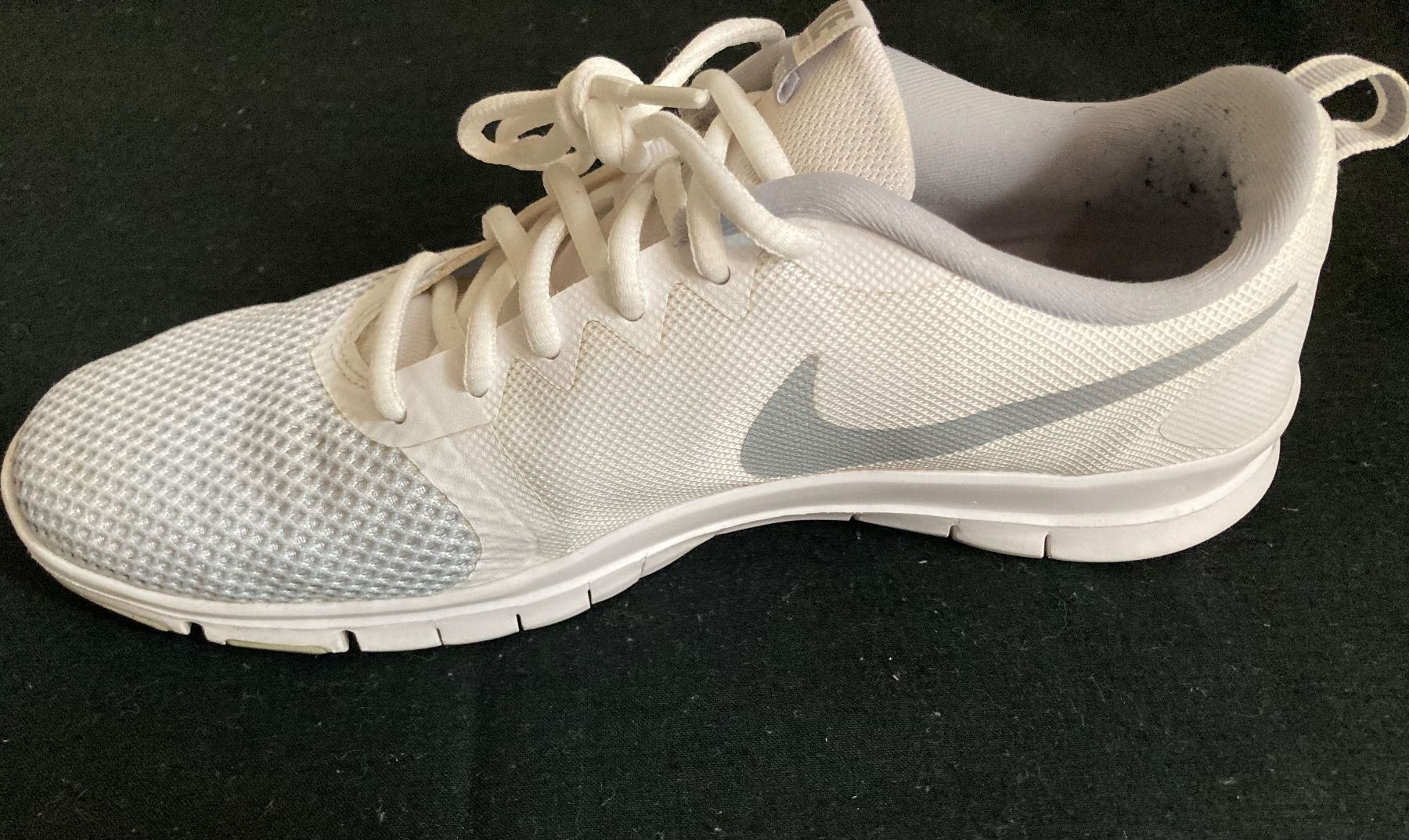 Nike Damenschuhe: Sportschuhe Nike Training Flex Essential TR, Grösse 41 – Gebraucht aus Zürich von Gustavo_Bianco 6
