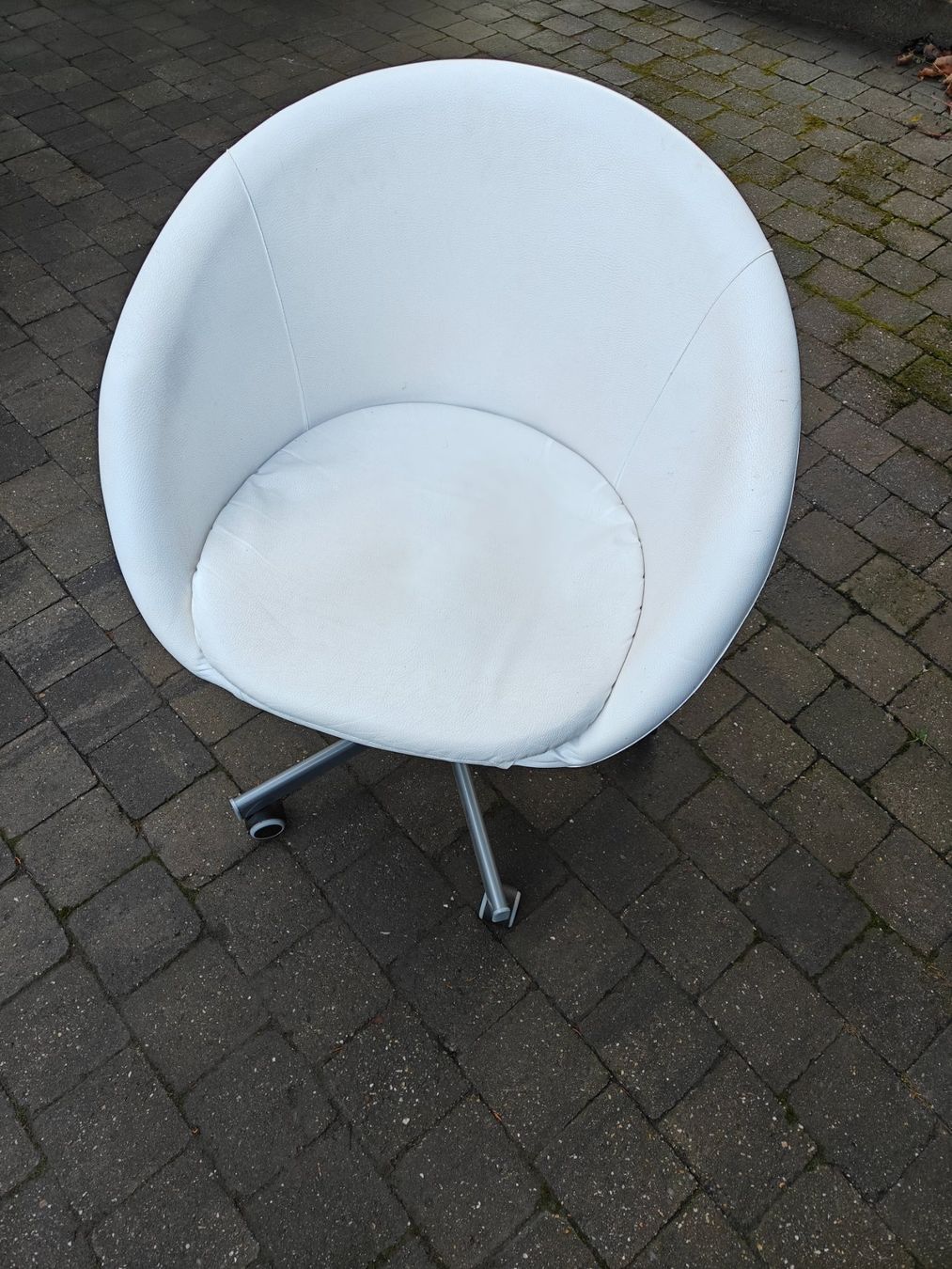 Ikea Chaises: Bürostuhl weiss – D'occasion à Luzern par osw_952s 1