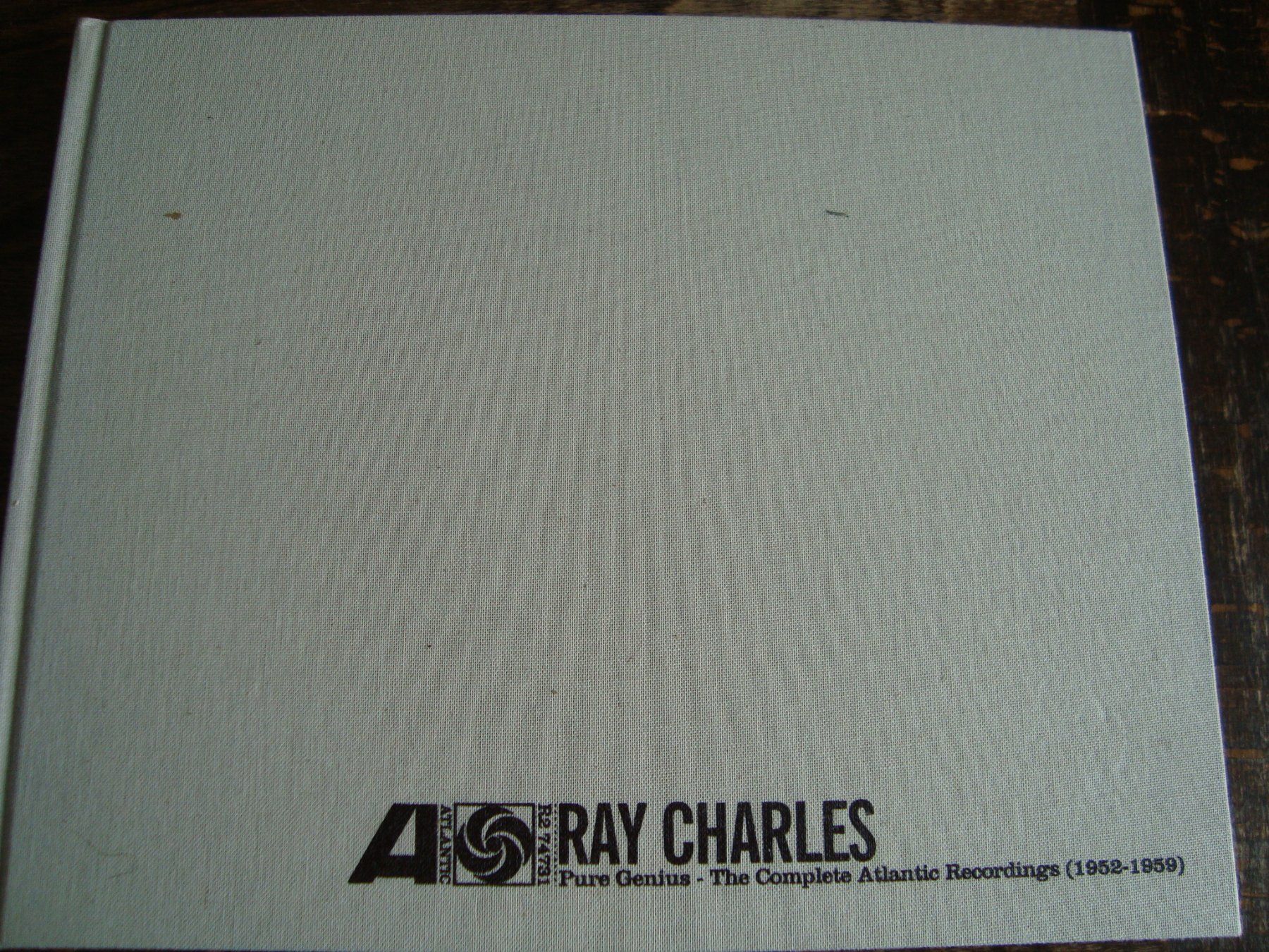 Libri: Ray Charles: pure genius – Nuovo (secondo la descrizione) da Fribourg venduto da ruswil007