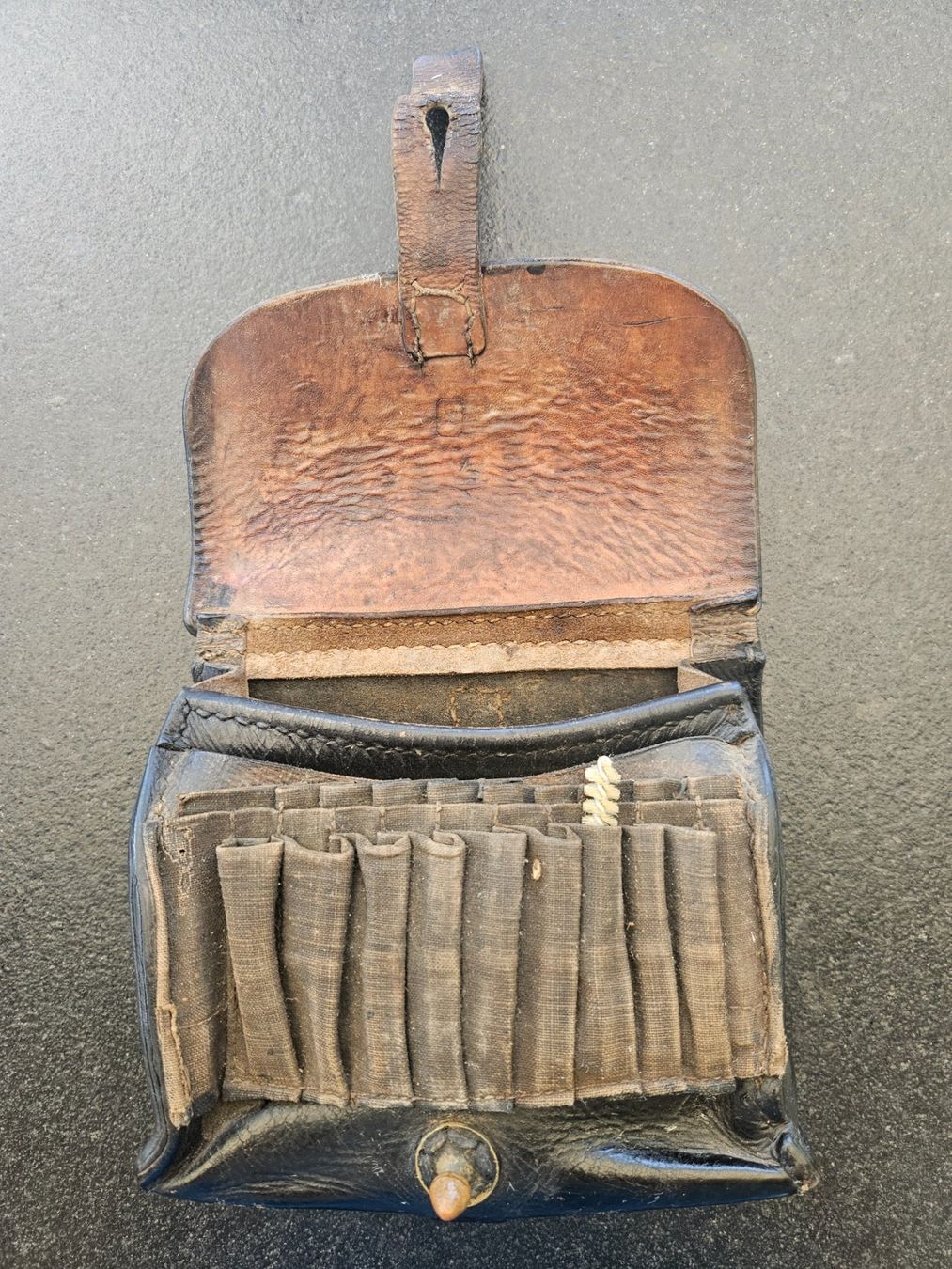 Schweizer Armee Taschen: S.Reitermann Patronentasche 1890 – Gebraucht aus Hagendorn von olinda24 1