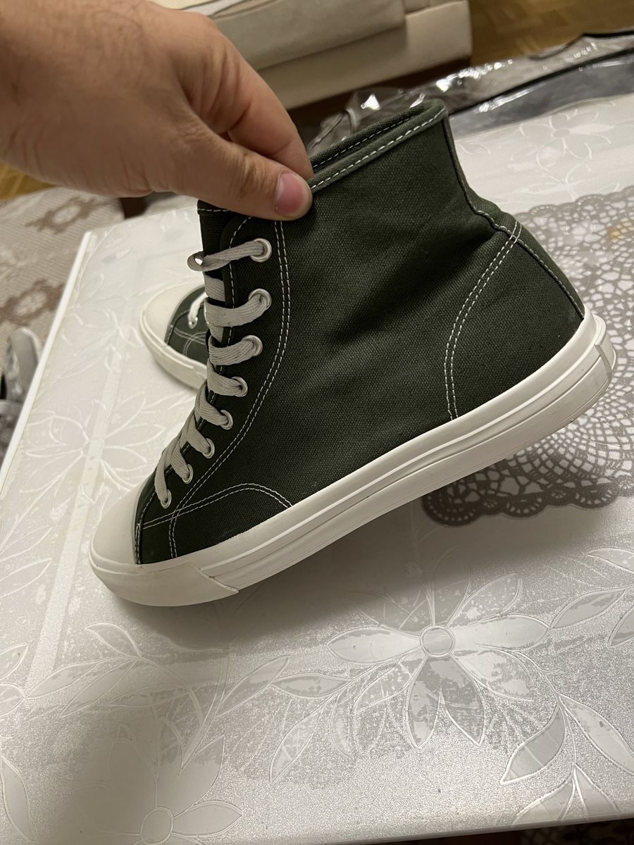 H&M Scarpe da uomo: H&M Schuhe grösse 44 – Nuovo (secondo la descrizione) da Kriens venduto da Delikanli1 2