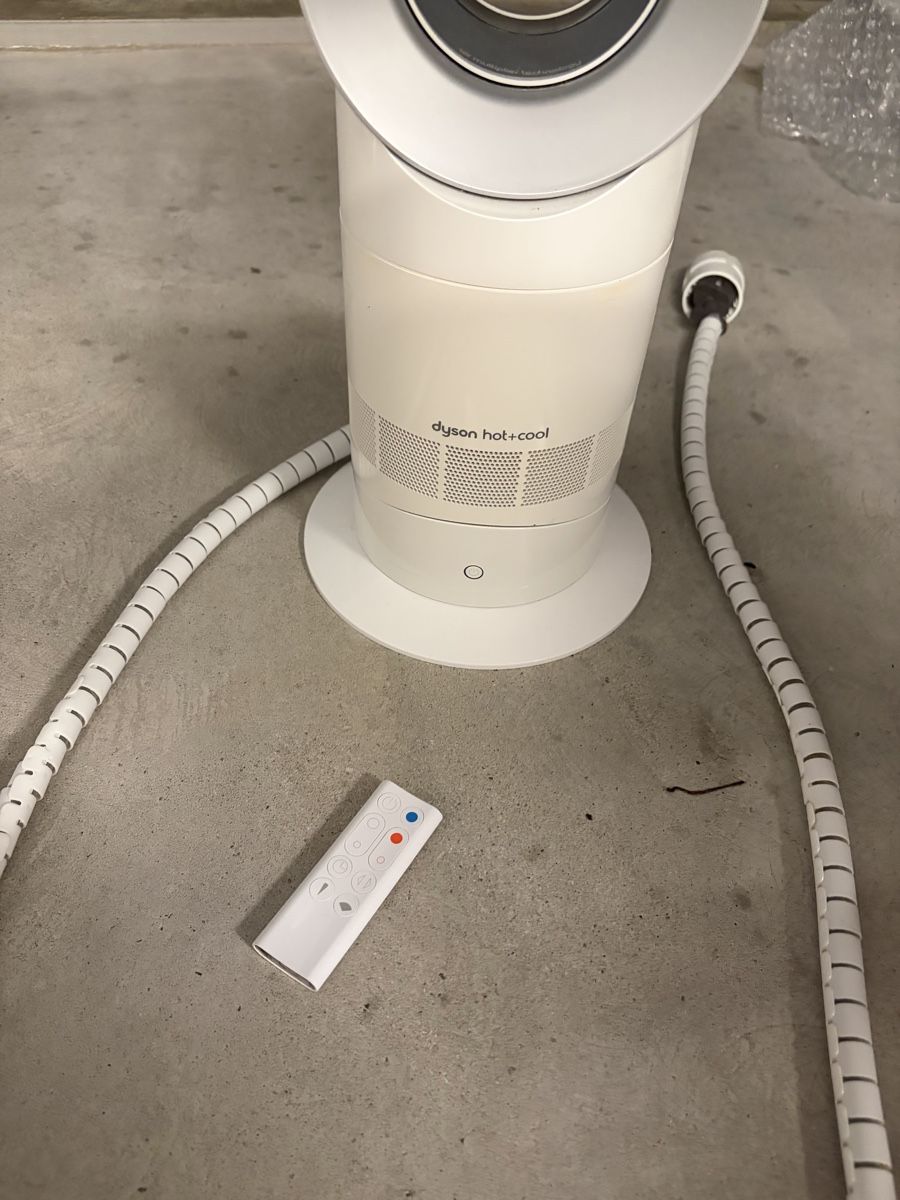 Dyson Ventilatori: Ventilateur Dyson Hot + Cool AM09 blanc  – Usato da Môtier (Vully) venduto da Gins 4