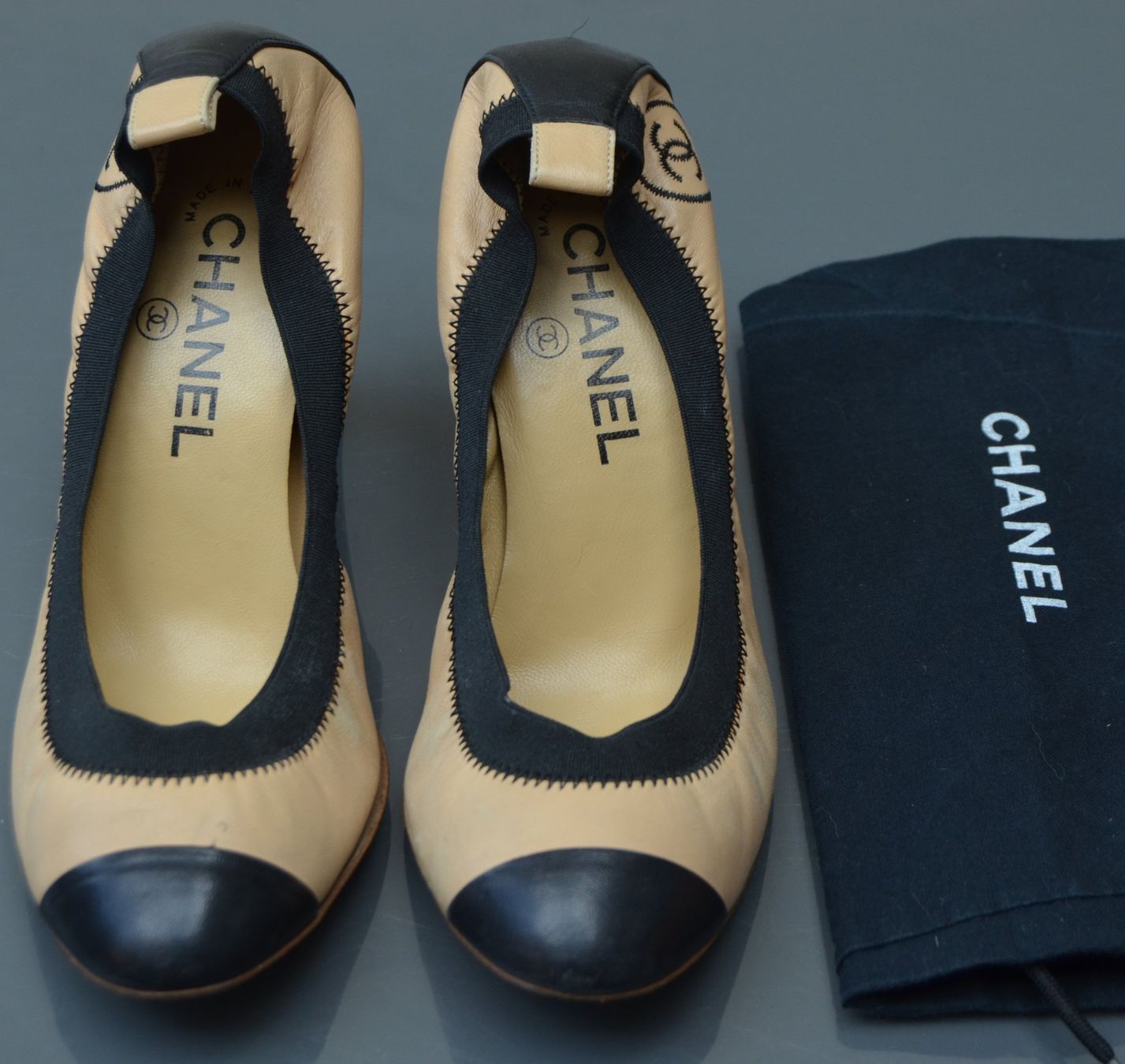 Chanel Scarpe da donna: Chanel Pumps 37C – Difettoso da Collonges venduto da arashee