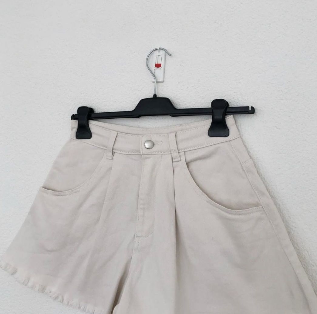 Tezenis Jeans: Kurze Jeans Hose von Tezenis – Usato da Cunter venduto da tiramisuuu_ 1