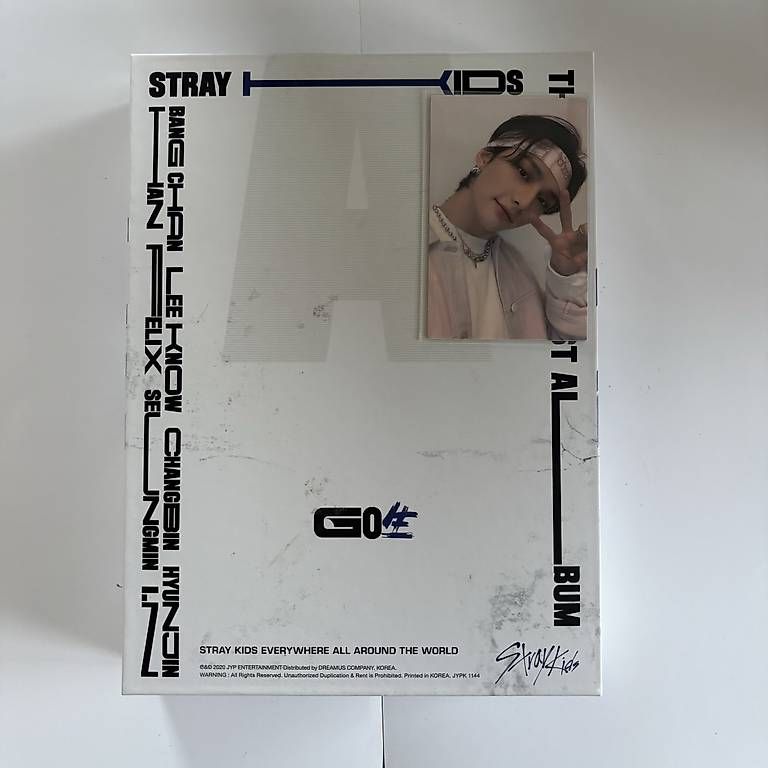 CD: Stray kids Go Live  – Nuovo e nell'imballaggio originale da Madiswil venduto da Minztee