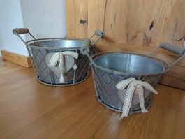 2 Übertöpfe aus Metall