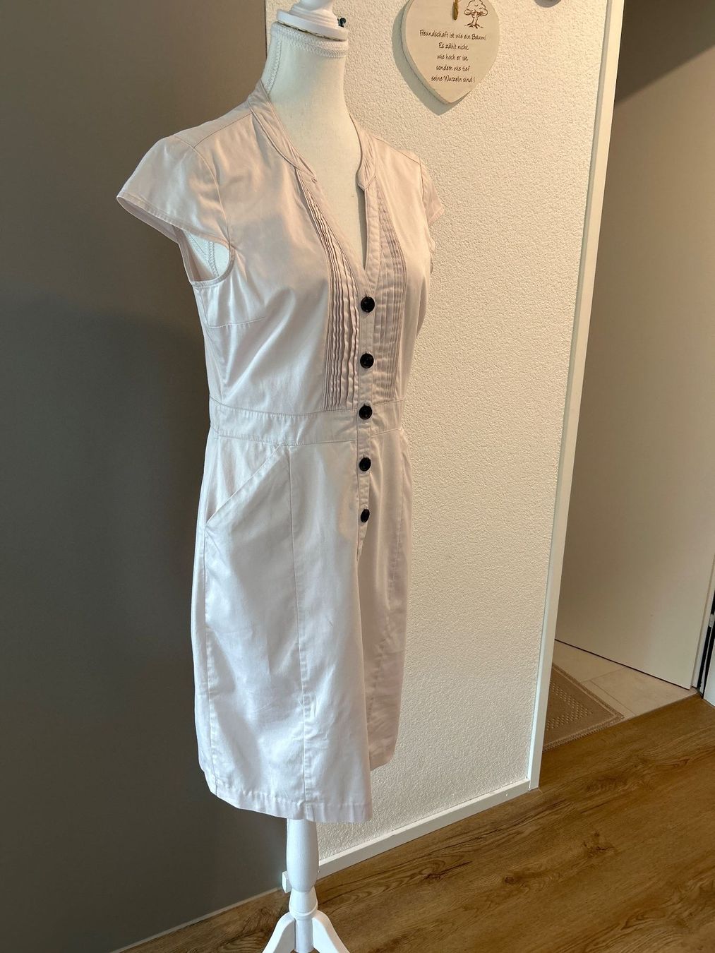 Vestiti: Kurzarm Kleid hellbeige mit Knöpfen – Usato da Brunnen venduto da Nala2929 2
