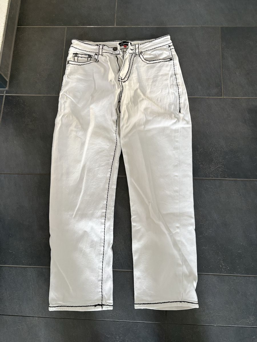 H&M Kleiderpakete: 4 Jeans, Gr. 29-32 – Gebraucht aus Schwarzenbach SG von Manmar