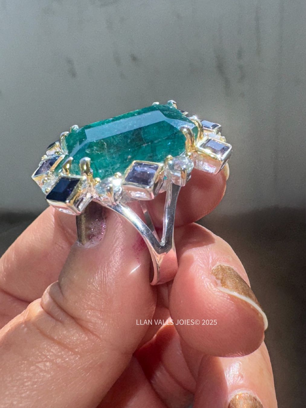 Llan Valls Joies Anelli: Architectural SS925 Ring Green Beryl, Iolites & Blue Topazes – Usato da Birsfelden venduto da Brut-Reserve 3