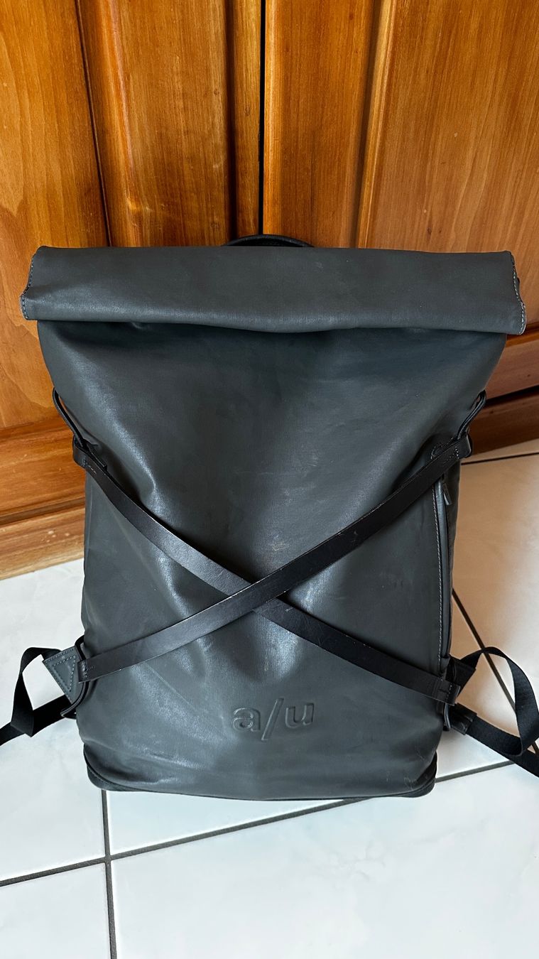 Aunts & Uncles Zaini: Aunts/Uncles Rucksack mit Laptopfach / Leder – Usato da Otelfingen venduto da Kuatsu